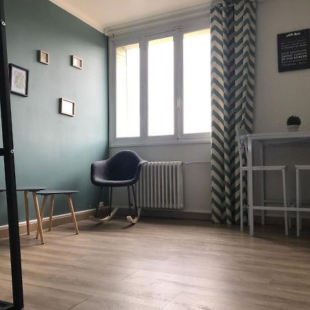 Bel Appartement Renove, Spacieux Et Lumineux Бур-ен-Брес Екстериор снимка